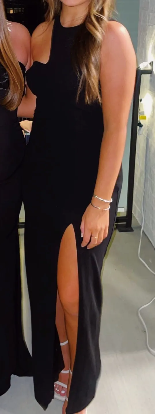 Black Formal Dress Size M - Image 3