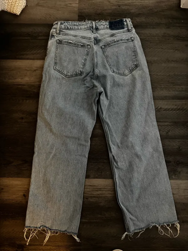 Abercrombie High-Rise Jeans 90s Curve Love - Image 3