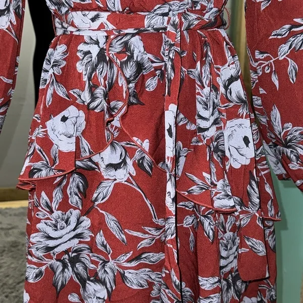 8th August Red Floral Long Sleeve Wrap Dress Ruffle Tiered‎ Skirt Size Small - Image 5