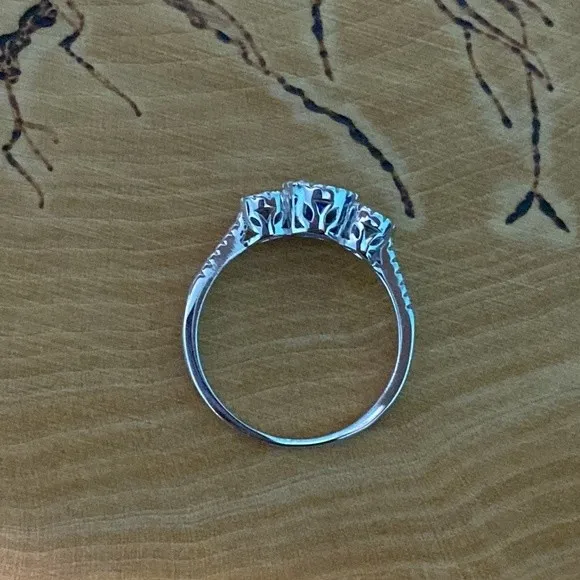 925 Sterling Silver Sapphire Halo Ring Size 9.75 - Image 4