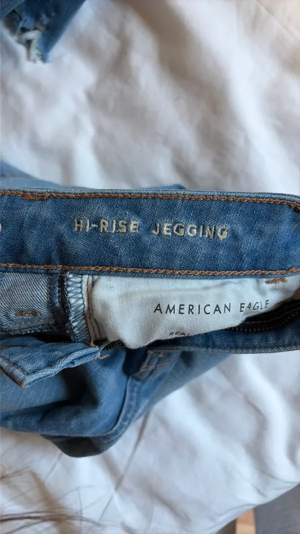 American Eagle High-Rise Jeggings - Image 3