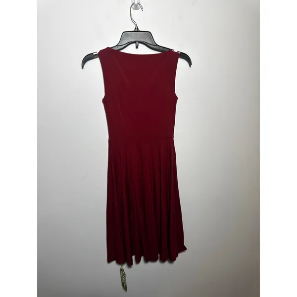 Brand New OGL Women's Size XS Red Sleeveless Midi Dress With Pockets - Image 3