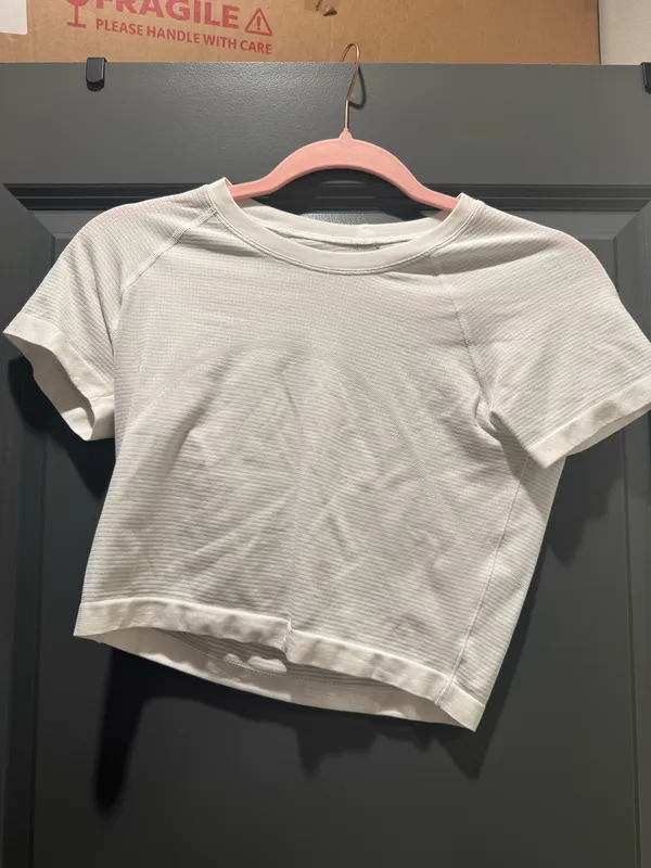 Lululemon Swiftly Tech 2.0 Cropped - Image 2