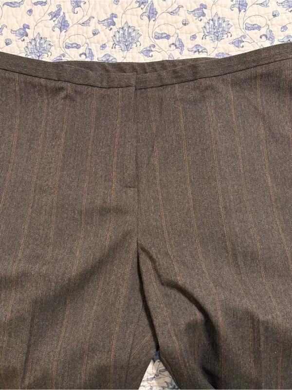 CALVIN KLEIN Petites Dress Pants 8P Wide Leg Gray Pinstripes Trousers Officewear - Image 3