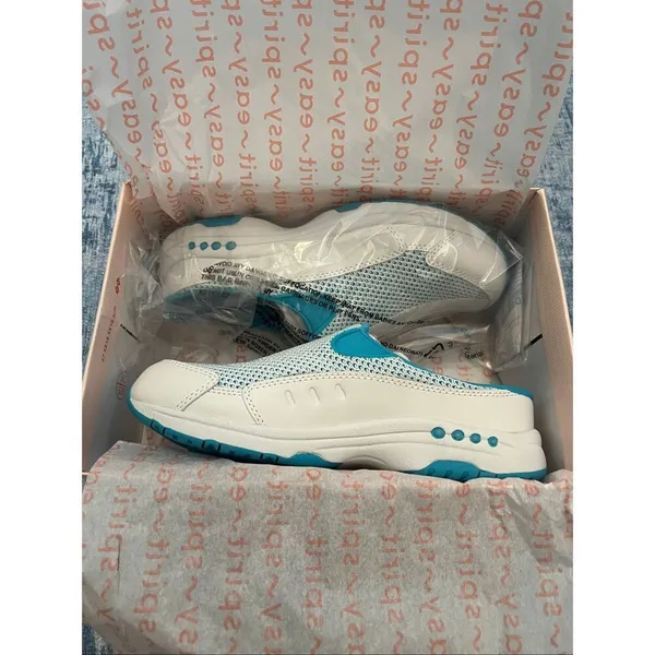 NIB Easy Spirit White Blue Traveltime 425 Athletic Clogs Women's 7 Wide - Image 2