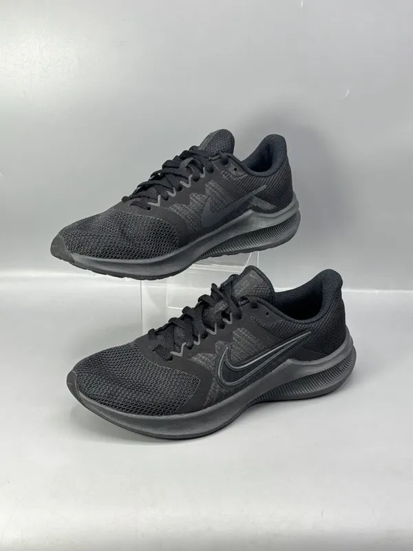 Nike Damen Downshifter 11 Running Shoes Womens 7.5 Black Athletic CW3413-003 - Image 2