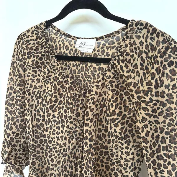 Y2K Leopard Animal Print Career Top Slinky 2000s Blouse Cheetah Girls Medium - Image 2