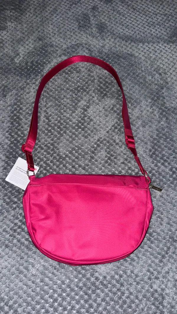 Lululemon purse - Image 2