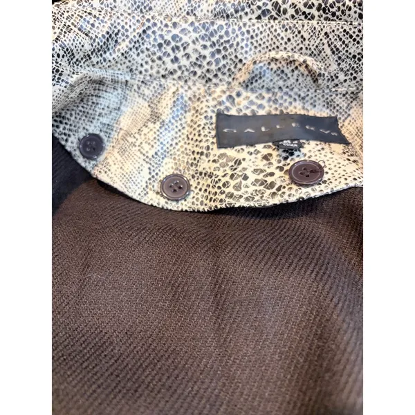 Gallery Trench Coat Gray Faux Snakeskin Print Button Front Burgundy Belted M - Image 7