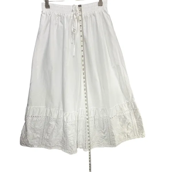 Moon River Eyelet Midi Skirt M White Cotton Floral Embroidery Feminine Boho Chic - Image 7