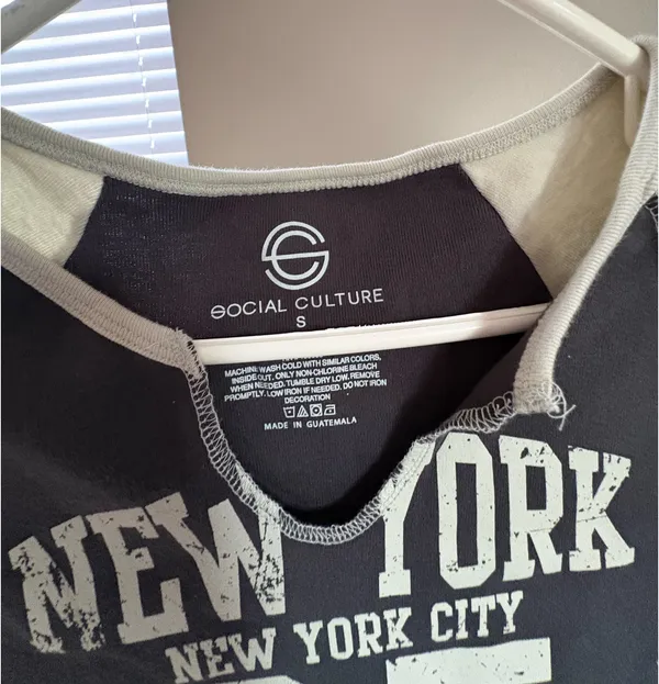 New York Tee Black - Image 4