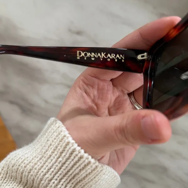 Vintage Donna Karan Brown Tortoiseshell Oversize Sunglasses - Image 5