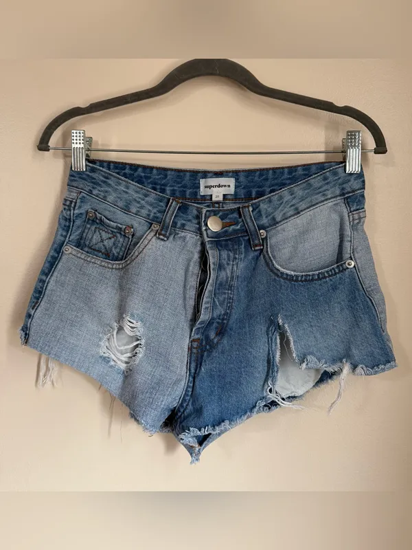 Superdown Lydia Two-Tone Denim Shorts Size 25 Festival Beach Summer Revolve - Image 2