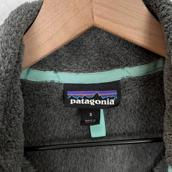 Patagonia Women's Snap-T Pullover Grey Size Small - Image 4