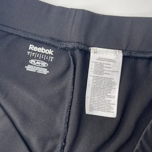 Reebok Capri Play Dri athletic pants.  Size Large. - Image 4