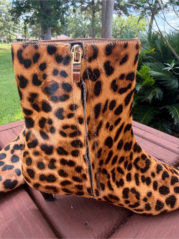 Ann Taylor $268 Leopard Calf Hair Skinny Heel Pointed Toe Booties Size 8M - Image 7