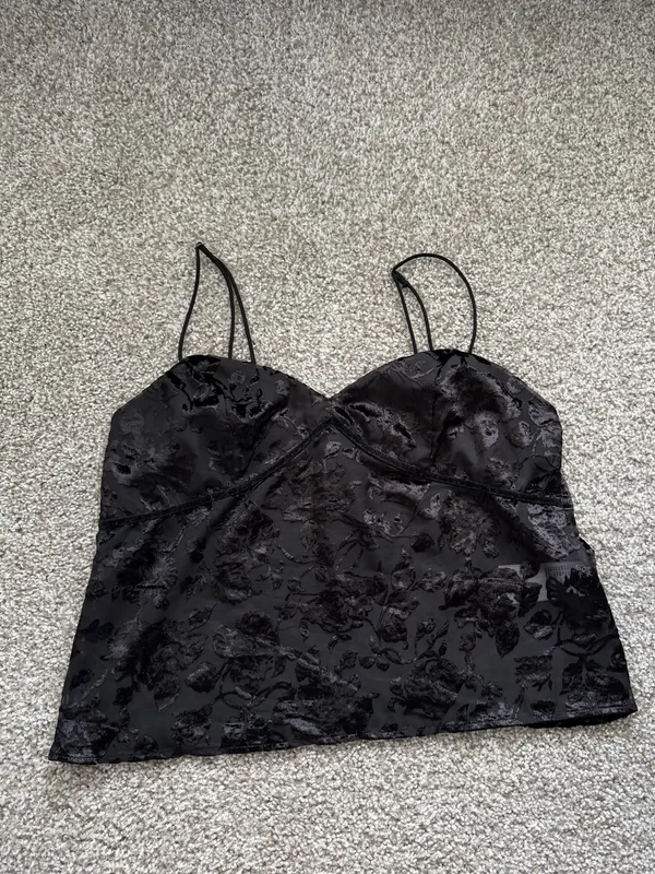 Abercrombie & Fitch Black Floral Burnout Velvet Cami Tank - Image 2