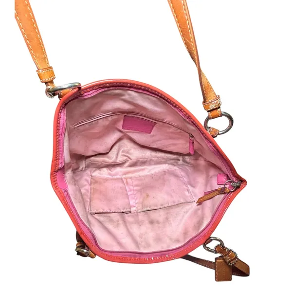 Coach Pink Patent Leather Signature C Embossed Tote‎ Bag with Turnlock Pocket - Image 8