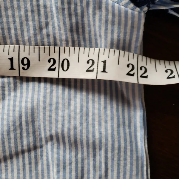 Profile Apparel tunic size large - Image 6