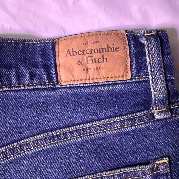 Abercrombie & Fitch Indigo High Rise Shorts - Image 4