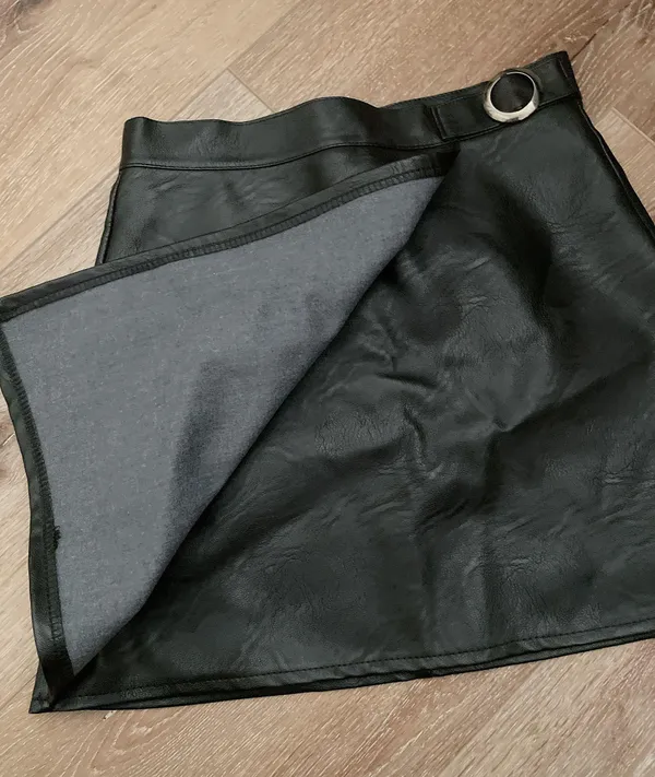 Women Sheepskin shorts autumn Leather skirt - Image 4
