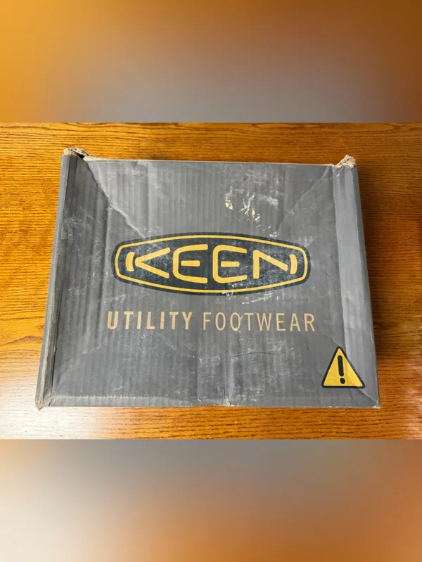 KEEN DETROIT XT MID ST Women’s 9 Wide - Image 3