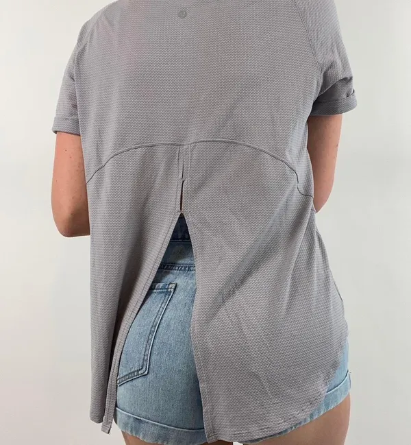 Lululemon Split Back Shirt - Image 3