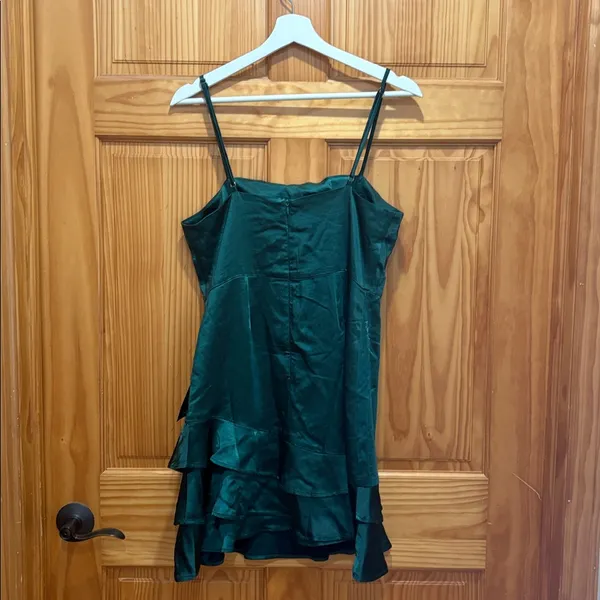 Lulus Dreams Come True Emerald Green Satin Ruffled Mini Dress Size Medium NWT - Image 4