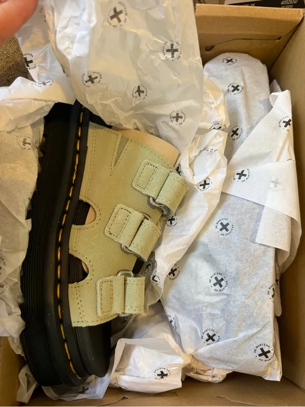 Dr. Martens Raine Sage Green Suede Platform Slide Sandals Size 8 NIB - Image 6