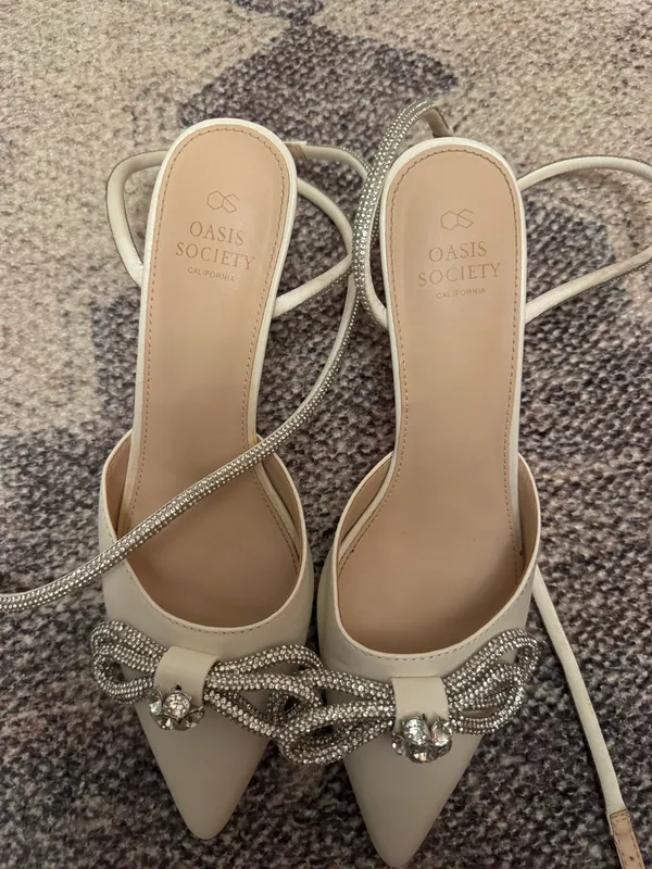 Pointed toe kitten heels sparkle bow White Size 9 - Image 4