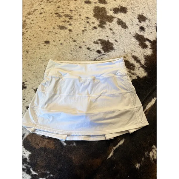 Lululemon Pace Rival Skirt *4-way Stretch 15" White Size 4 Tall - Image 2