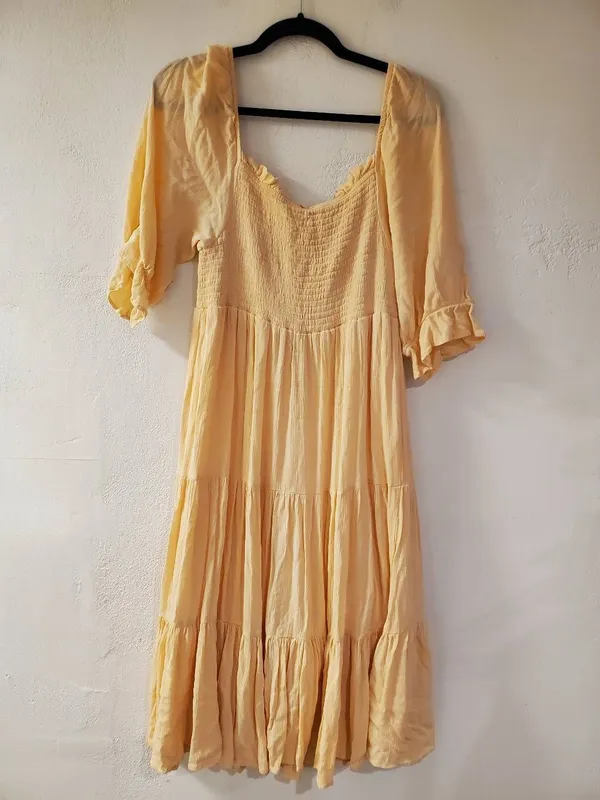 Oak + Fort Smocked Midi Dress in Apricot Large - Image 3