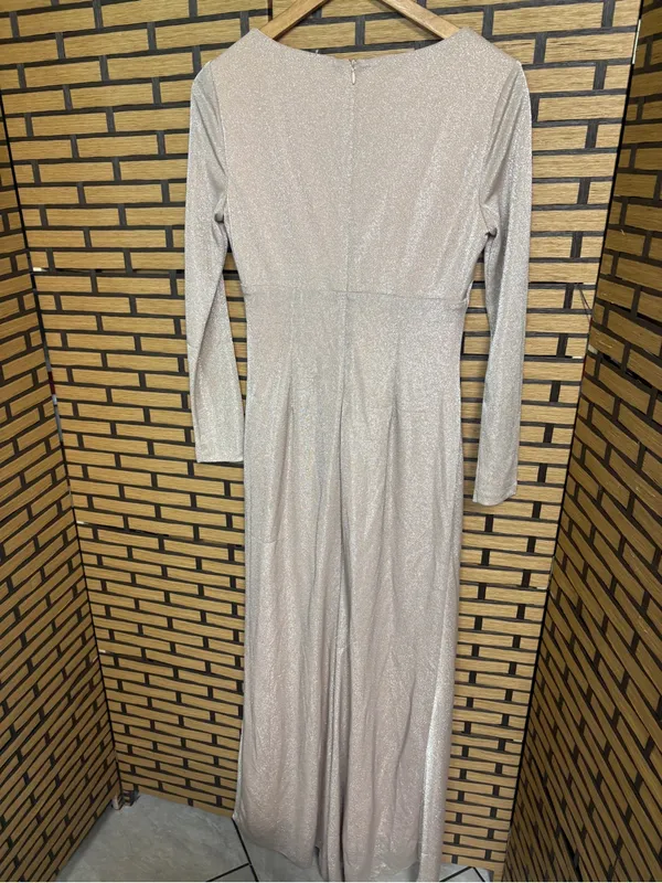 Vince Camuto gold shimmer gown size 8 - Image 2