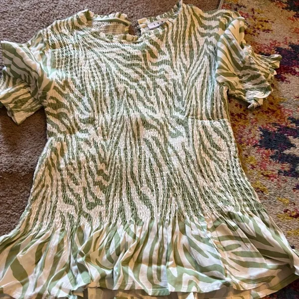 Thml small green and white blouse - Image 8