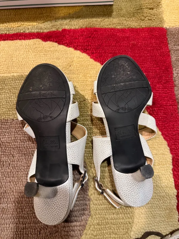 Abella Easy Street Como Heeled Sandal Shoes Silver 2” Heel Women’s Size US 7 - Image 6