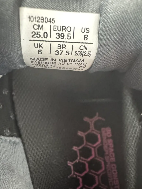 GT 2000 10 Running Shoes Size 8 - Image 8