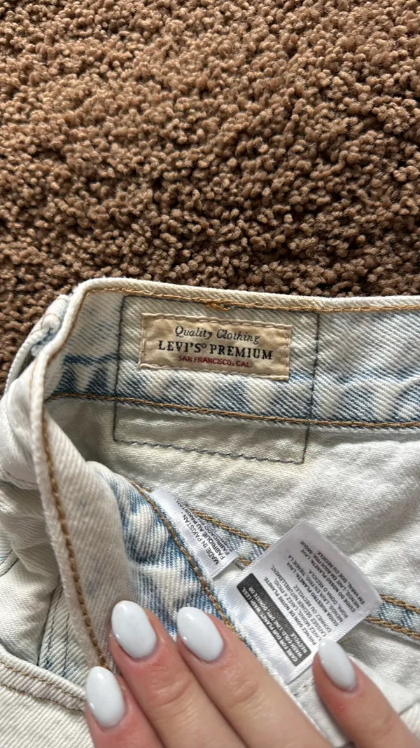 High-Waisted Baggy Shorts Levi’s Jean - Image 4