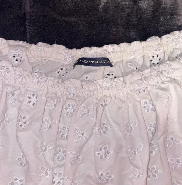 Brandy Melville Off The Shoulder - Image 3