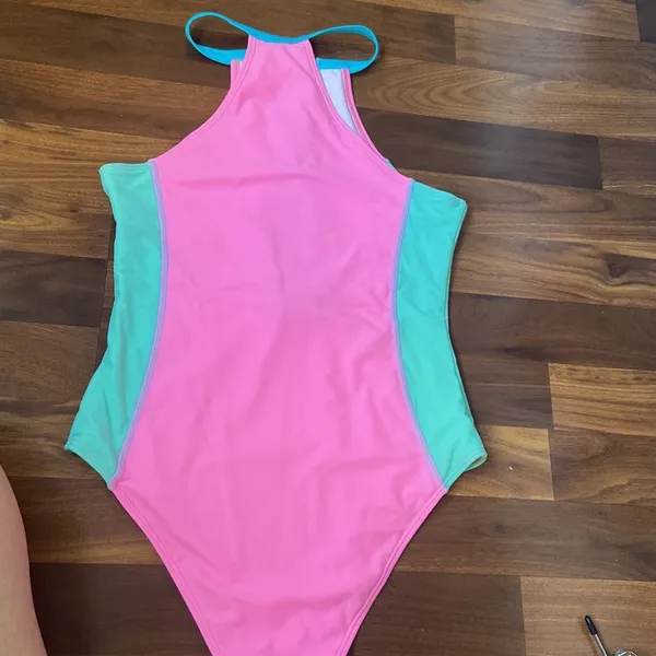 bathing suit - Image 2