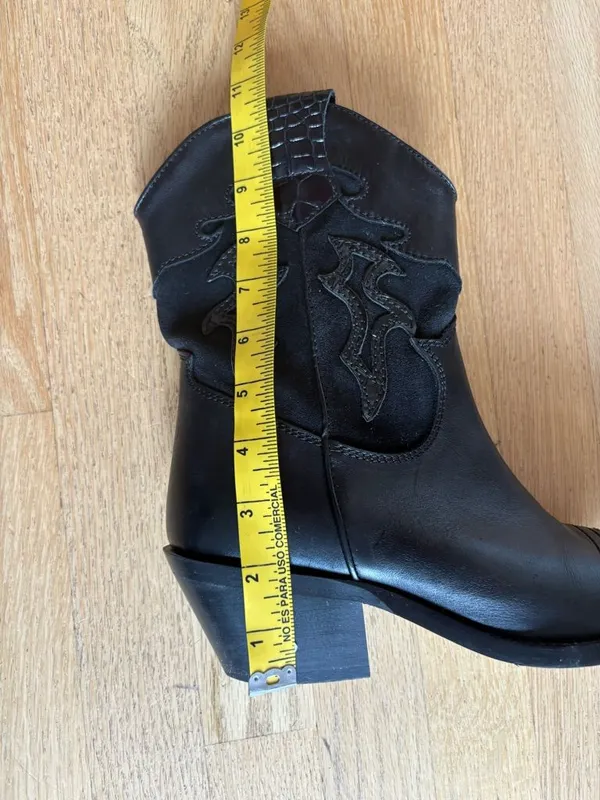 Black Western - Image 8