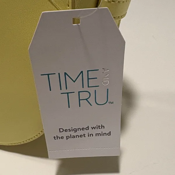 Time and Tru Lemon Crossbody Bag - Image 7