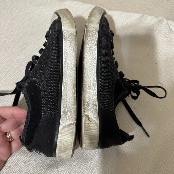 Ugg Australia Womens Evera Sneakers Tennis Shoes Black sherpa lined sz 8.5 - Image 5