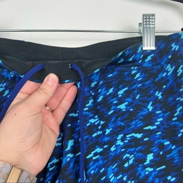 Nike Dri-FIT Blue‎ Geometric Print Cropped Athletic Leggings Womens Small - Image 4