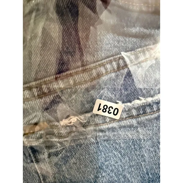 Abercrombie & Fitch Mom Shorts‎ High Rise Distressed Frayed Denim 00 - Image 5