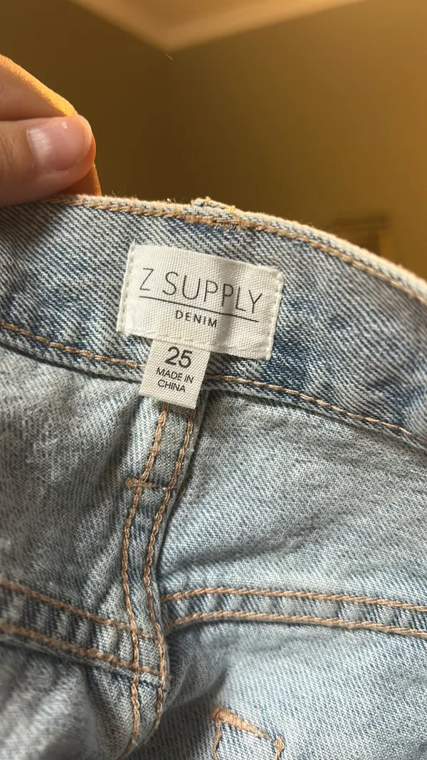 These Three Boutique Shorts - Image 4