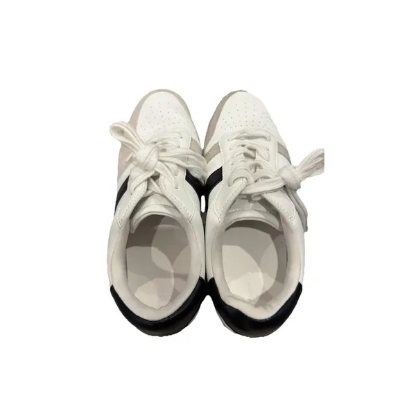 Women's Nikita Fashion Sneakers White - Universal Thread - Size 7 NEW - Image 4