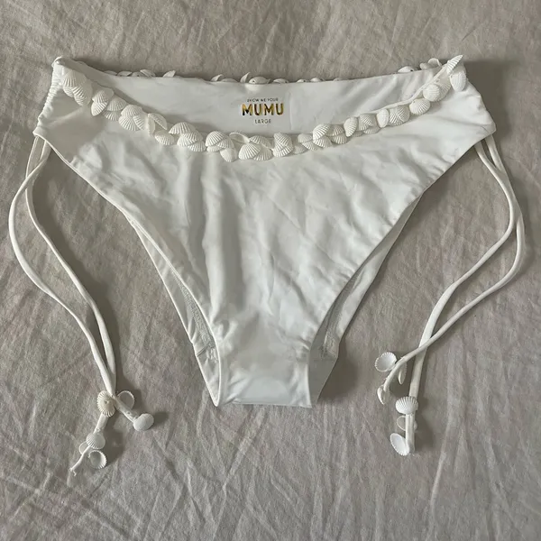 Show Me Your Mumu Seychelles Bottoms Size Large white shells mermaid swim - Image 4