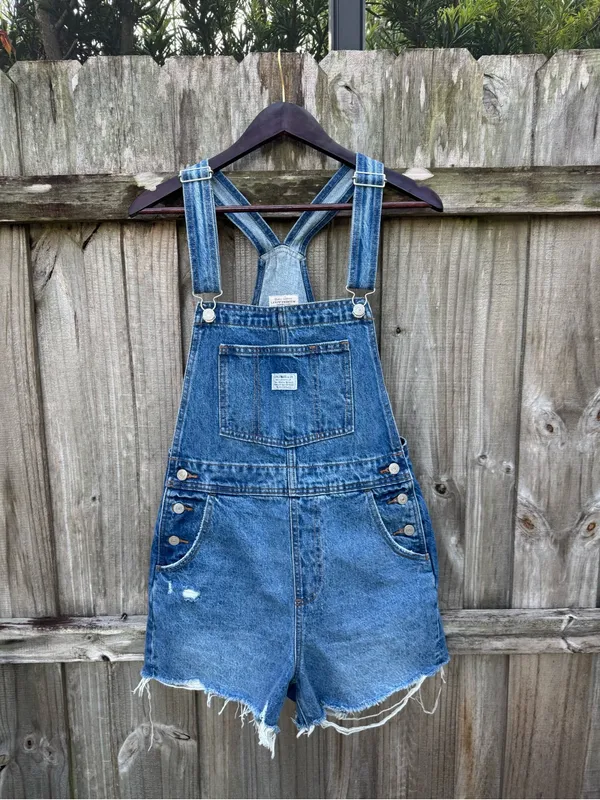 Levi’s Vintage Shortails - Image 5