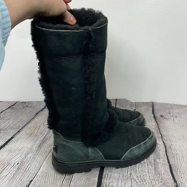 UGG Sundance II Revival Black Tall Boots size 7W - Image 4