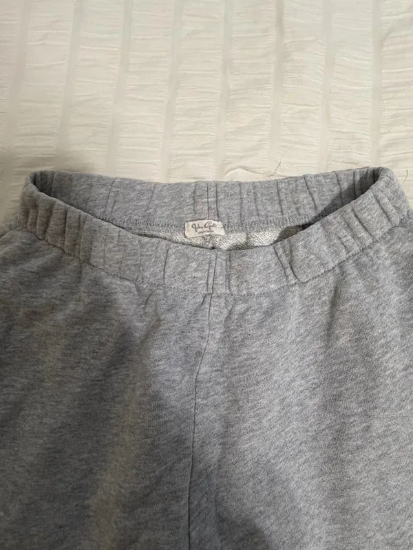 Brandy Melville Sweatpants Grey - Image 3